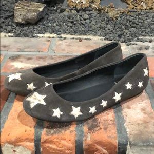Penny loves Kenny gray suede Star  Flats size 8